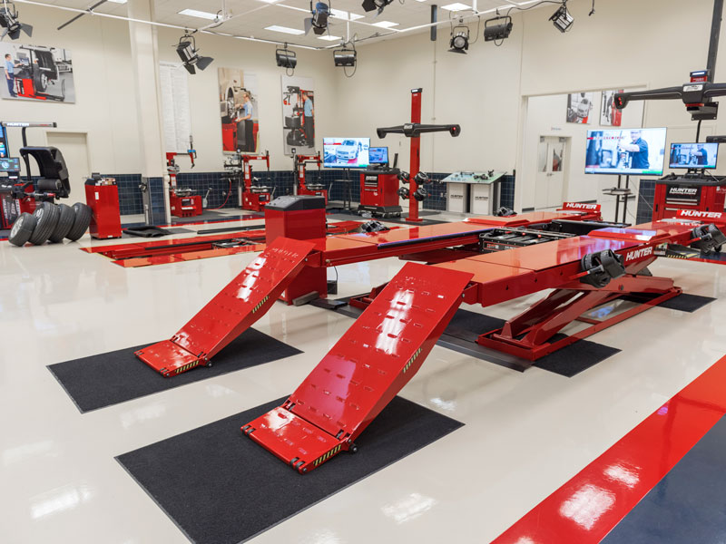 HeavyDuty Alignment Machine Hunter Engineering Company®